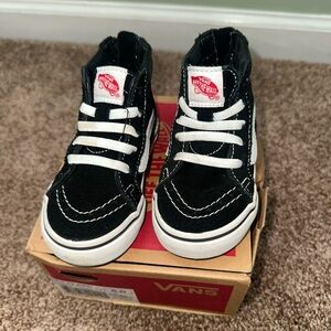 Sk8-Hi Black/White TD